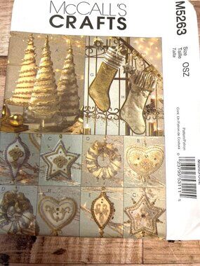 McCalls Crafts M5263 Sewing Pattern For Christmas Tree Stockings & Ornaments Siz